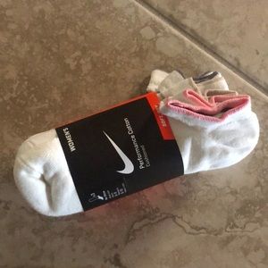 White cushioned Nike Socks no show